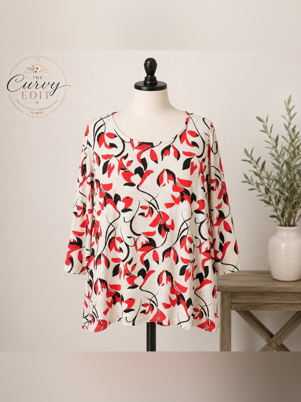 JM Collection Woman Abstract Floral Tunic Top 2X | Red Black Ivory | 3/4 Sleeve